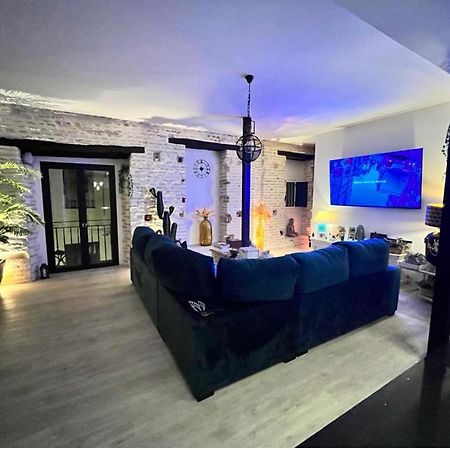 Casa Duque Compartida Familiar 2- Habitacion Bano Propio Sevilla Dış mekan fotoğraf