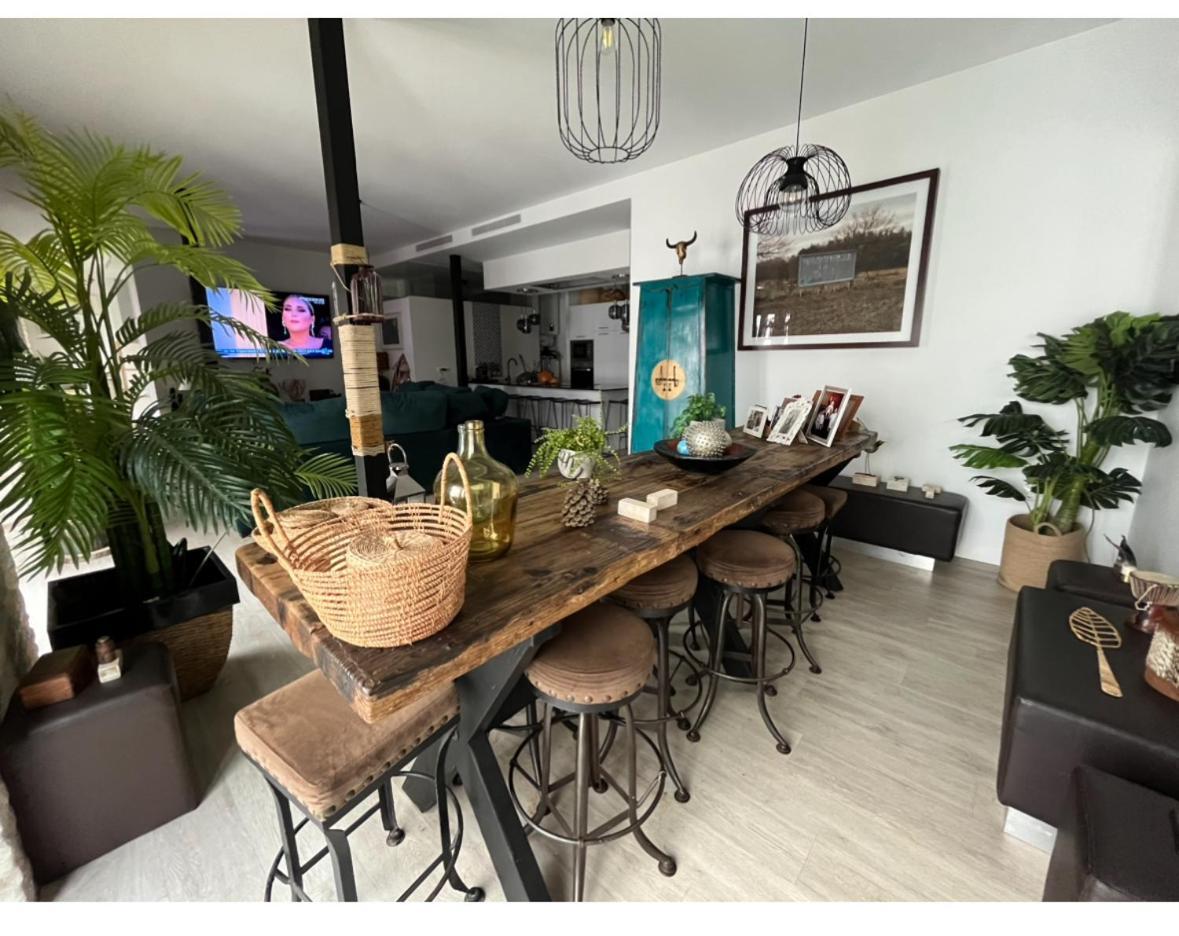 Casa Duque Compartida Familiar 2- Habitacion Bano Propio Sevilla Dış mekan fotoğraf