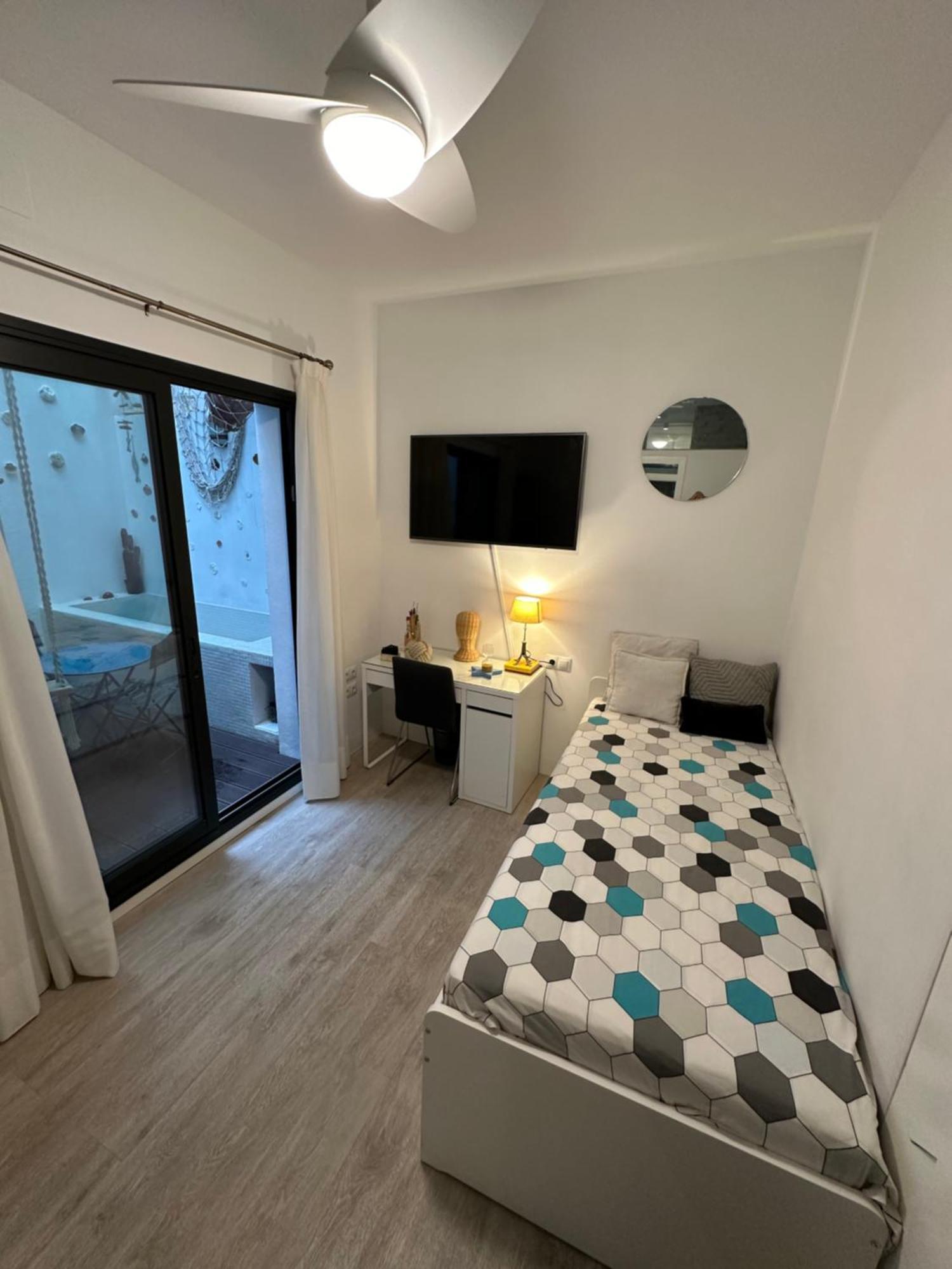 Casa Duque Compartida Familiar 2- Habitacion Bano Propio Sevilla Dış mekan fotoğraf