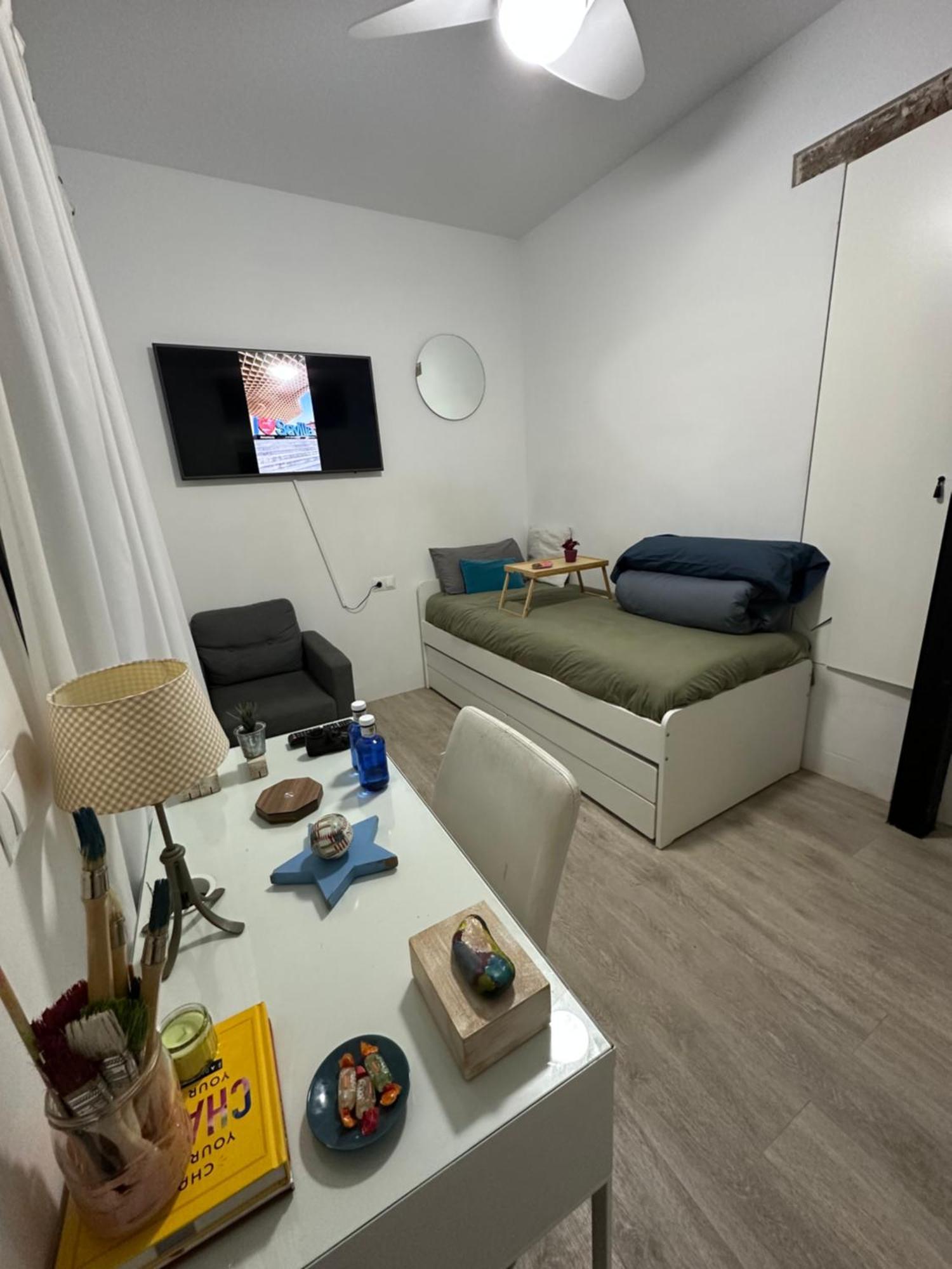 Casa Duque Compartida Familiar 2- Habitacion Bano Propio Sevilla Dış mekan fotoğraf